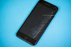 Cracked-iPhone-Screen